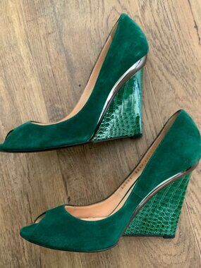 CASADEI OPEN TOE WEDGE PUMPS-EMERALD GREEN SUEDE